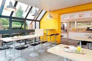 Hotelf1 Lille Mons En Baroeul Bagian luar foto
